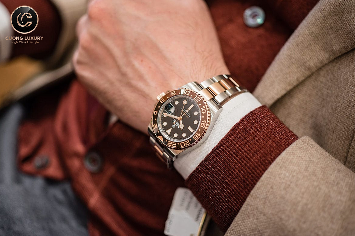 Đồng hồ Rolex được làm từ Thép Oyster và Vàng hồng Everose Gold